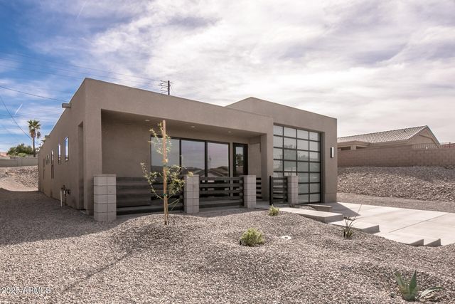 12 SUMNER Cove, Page, AZ 86040