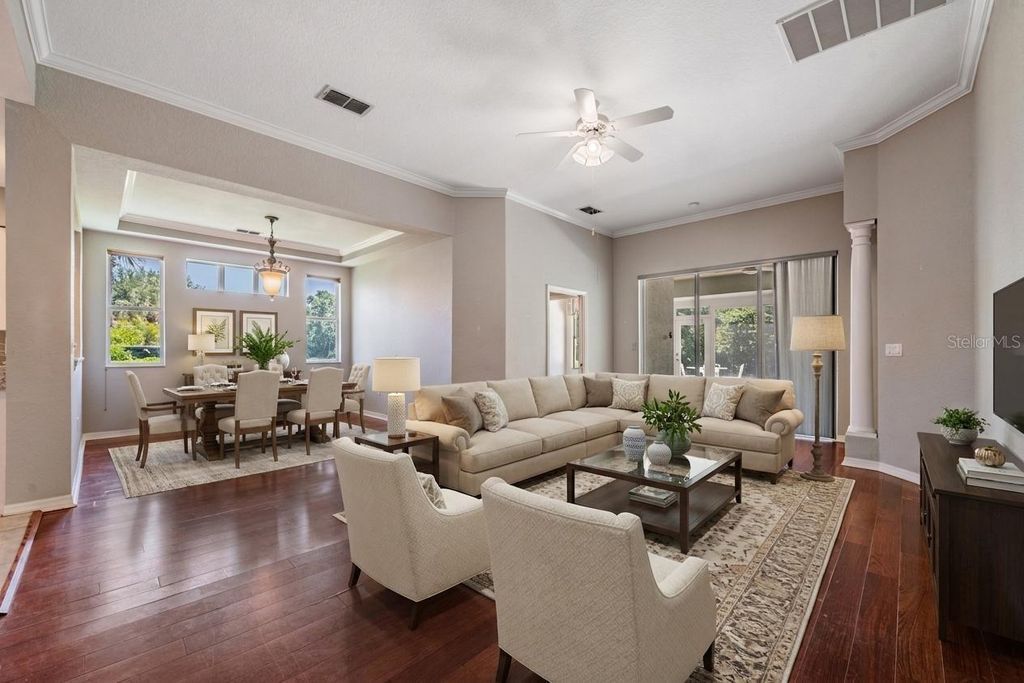 Image 14 of property listing at 12752 ASTON CREEK DRIVE, Tampa, FL 33626