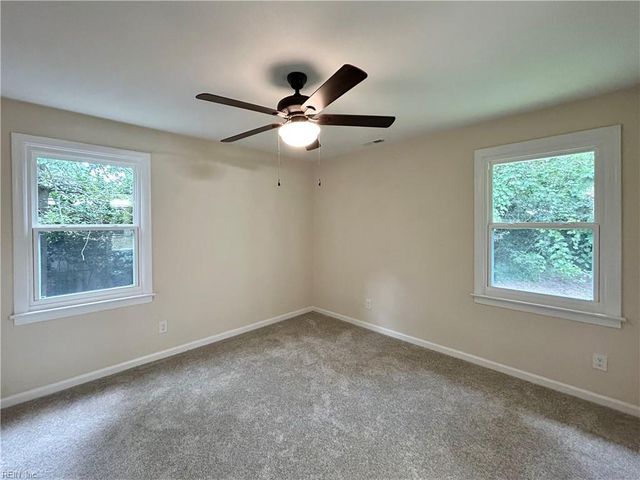 3210 Hornsea RD, Chesapeake, VA 23325
