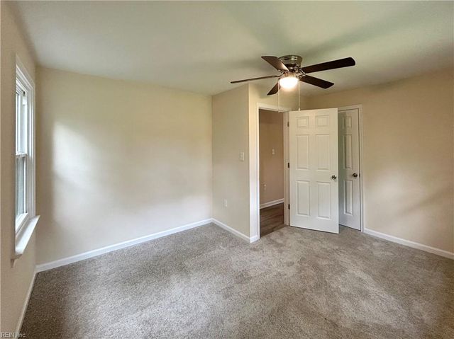 3210 Hornsea RD, Chesapeake, VA 23325