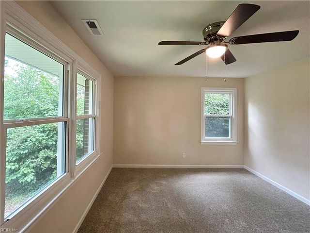 3210 Hornsea RD, Chesapeake, VA 23325