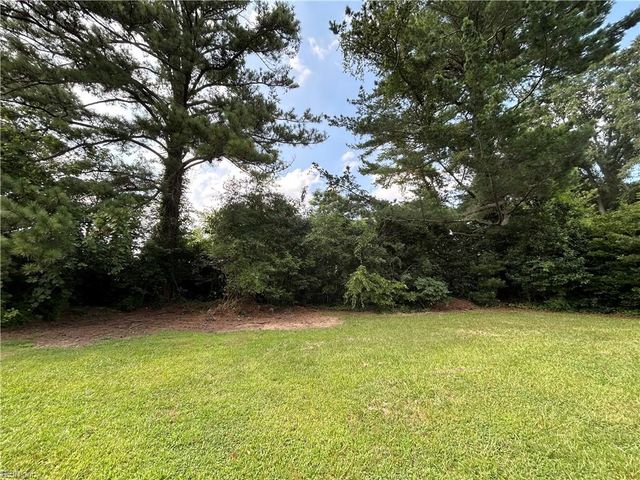3210 Hornsea RD, Chesapeake, VA 23325