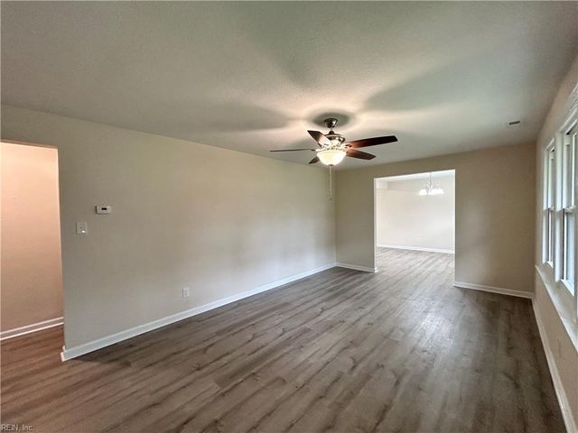 3210 Hornsea RD, Chesapeake, VA 23325