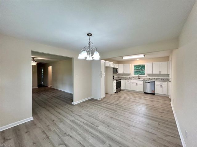 3210 Hornsea RD, Chesapeake, VA 23325