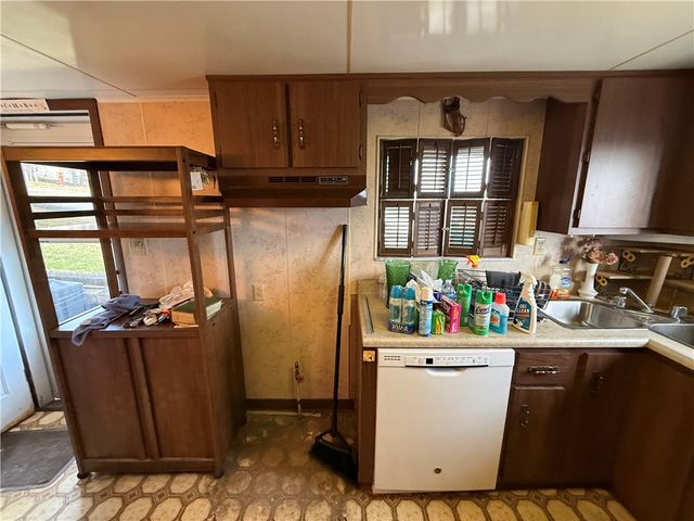 1101 Lysle Ave, Port Vue, PA 15133