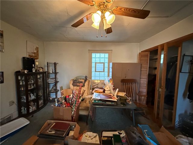 1101 Lysle Ave, Port Vue, PA 15133