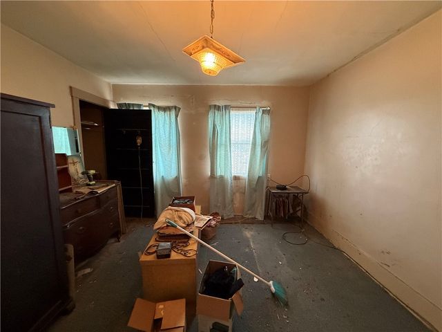 1101 Lysle Ave, Port Vue, PA 15133