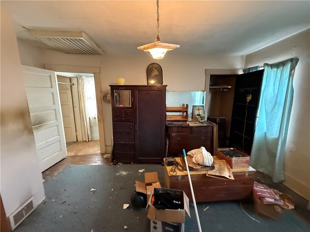 1101 Lysle Ave, Port Vue, PA 15133