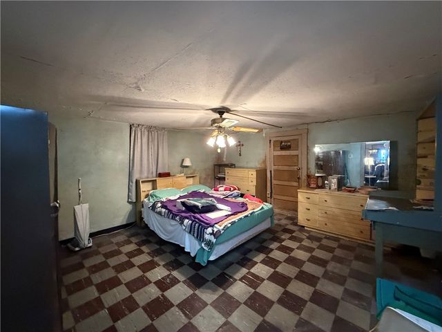 1101 Lysle Ave, Port Vue, PA 15133