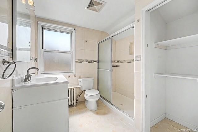 2503 3rd Avenue, East Meadow, NY 11554