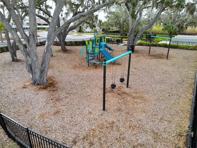 1555 COLDING DRIVE, Ruskin, FL 33570