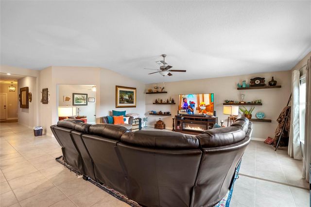 1555 COLDING DRIVE, Ruskin, FL 33570