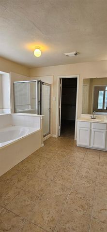 2519 Pine Shadows Drive, Sugar Land, TX 77479