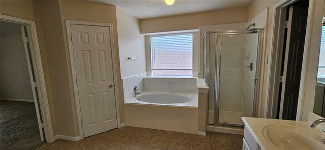 2519 Pine Shadows Drive, Sugar Land, TX 77479