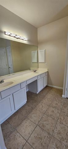 2519 Pine Shadows Drive, Sugar Land, TX 77479