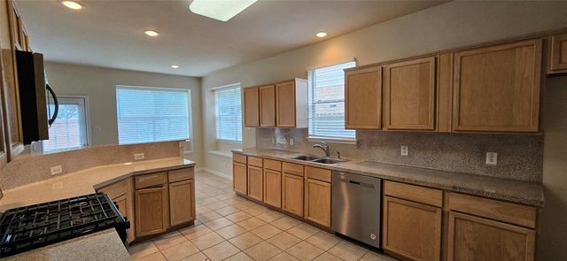 2519 Pine Shadows Drive, Sugar Land, TX 77479