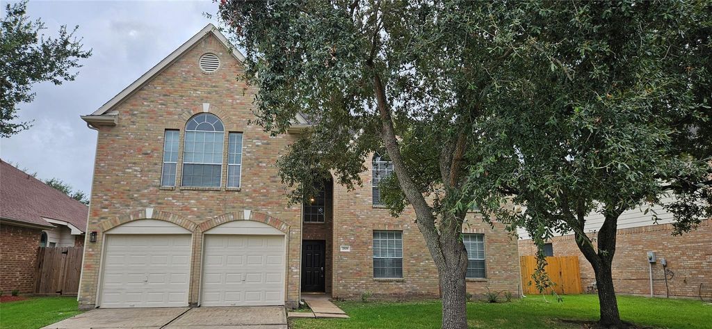 2519 Pine Shadows Drive, Sugar Land, TX 77479