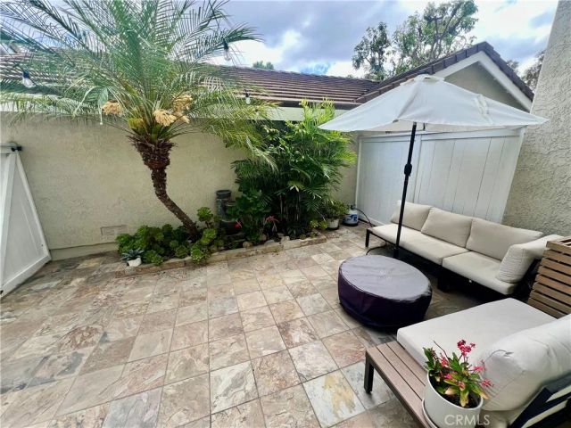 204 Greenmoor, Irvine, CA 92614