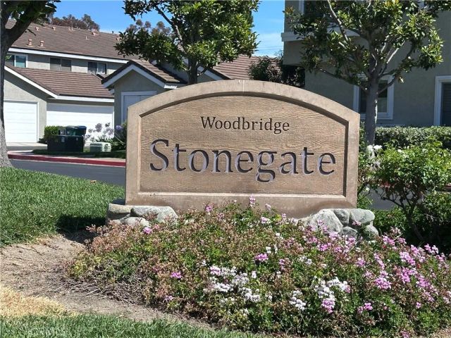 204 Greenmoor, Irvine, CA 92614