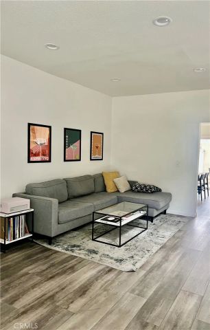 204 Greenmoor, Irvine, CA 92614