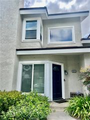 204 Greenmoor, Irvine, CA 92614