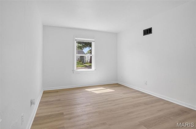 346 Mueller Avenue, Ferguson, MO 63135