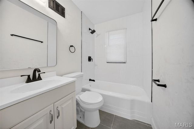 346 Mueller Avenue, Ferguson, MO 63135