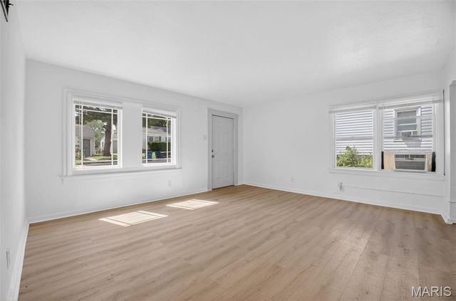 346 Mueller Avenue, Ferguson, MO 63135