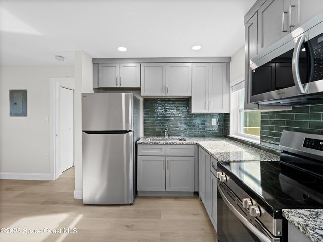 101 Deland Avenue 5, Indialantic, FL 32903