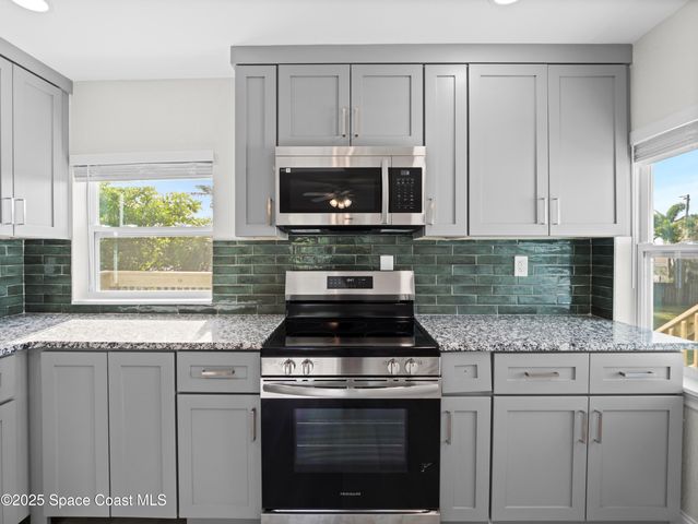 101 Deland Avenue 5, Indialantic, FL 32903