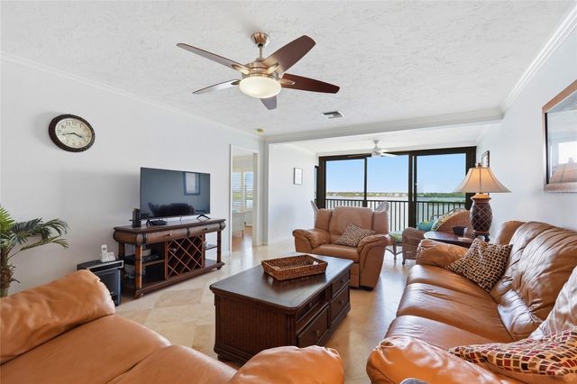 8977 MIDNIGHT PASS ROAD 519, Sarasota, FL 34242
