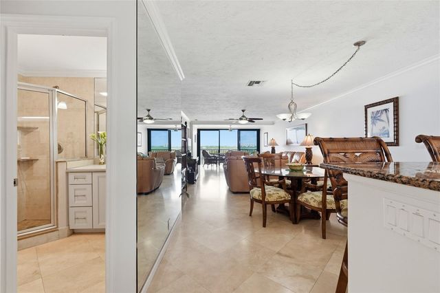 8977 MIDNIGHT PASS ROAD 519, Sarasota, FL 34242