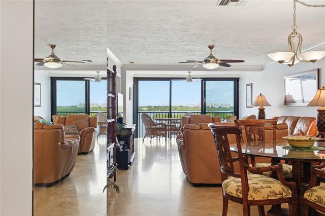 8977 MIDNIGHT PASS ROAD 519, Sarasota, FL 34242