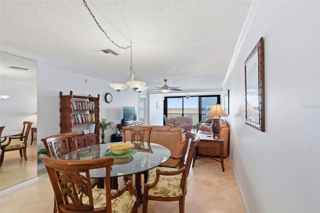 8977 MIDNIGHT PASS ROAD 519, Sarasota, FL 34242