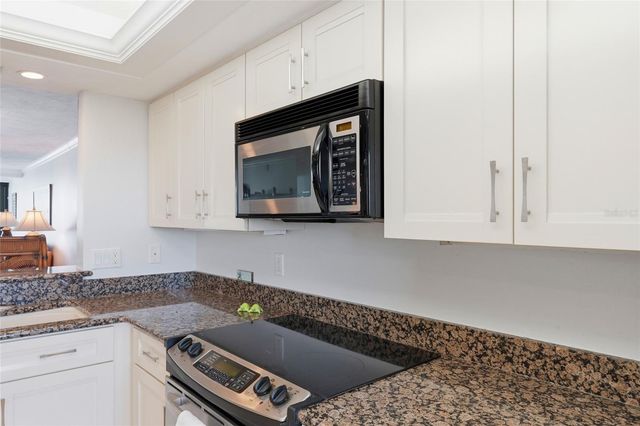 8977 MIDNIGHT PASS ROAD 519, Sarasota, FL 34242