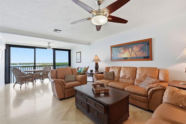 8977 MIDNIGHT PASS ROAD 519, Sarasota, FL 34242