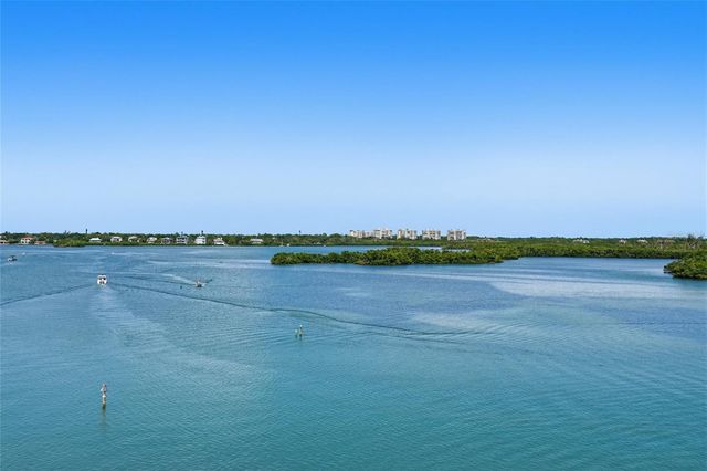 8977 MIDNIGHT PASS ROAD 519, Sarasota, FL 34242