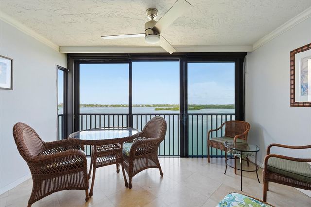 8977 MIDNIGHT PASS ROAD 519, Sarasota, FL 34242