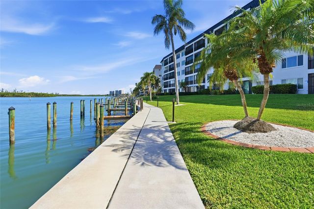 8977 MIDNIGHT PASS ROAD 519, Sarasota, FL 34242