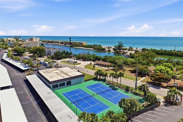 8977 MIDNIGHT PASS ROAD 519, Sarasota, FL 34242