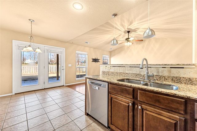 4516 Serviceberry Drive, Fayetteville, AR 72704