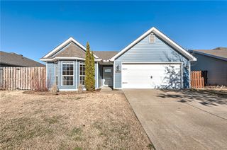 4516 Serviceberry Drive, Fayetteville, AR 72704