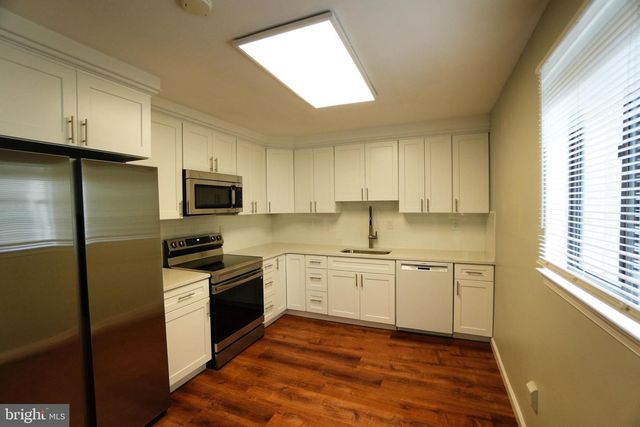 88 PALACE CT, Chalfont, PA 18914