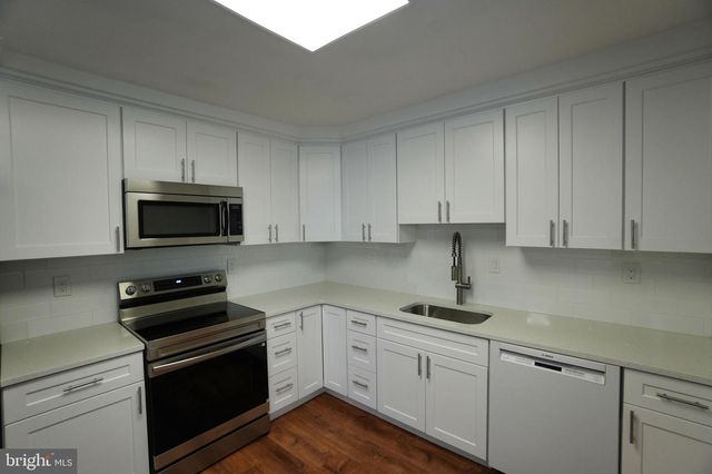 88 PALACE CT, Chalfont, PA 18914
