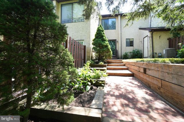 88 PALACE CT, Chalfont, PA 18914