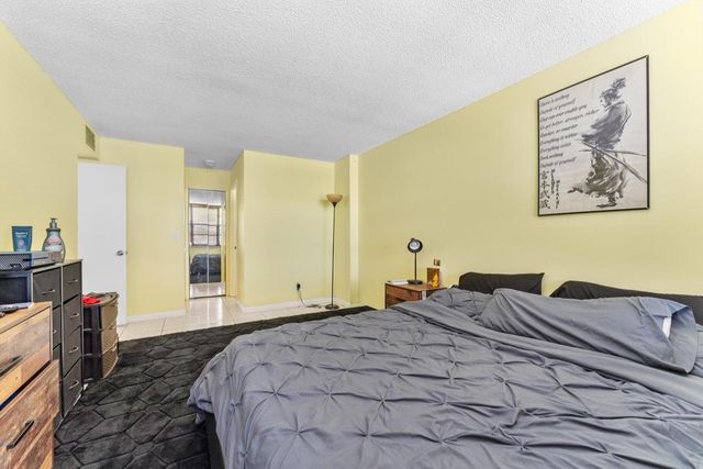 2751 Taft Street 403, Hollywood, FL 33020