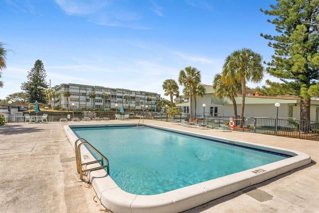 2751 Taft Street 403, Hollywood, FL 33020