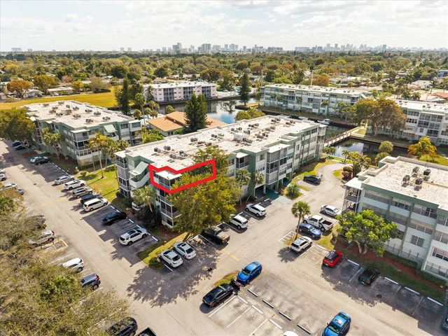 2751 Taft Street 403, Hollywood, FL 33020