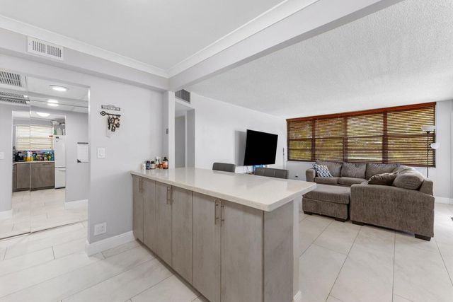 2751 Taft Street 403, Hollywood, FL 33020