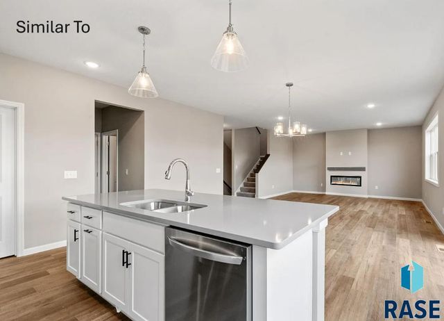 2116 E Bergen Cir Circle, Brandon, SD 57005